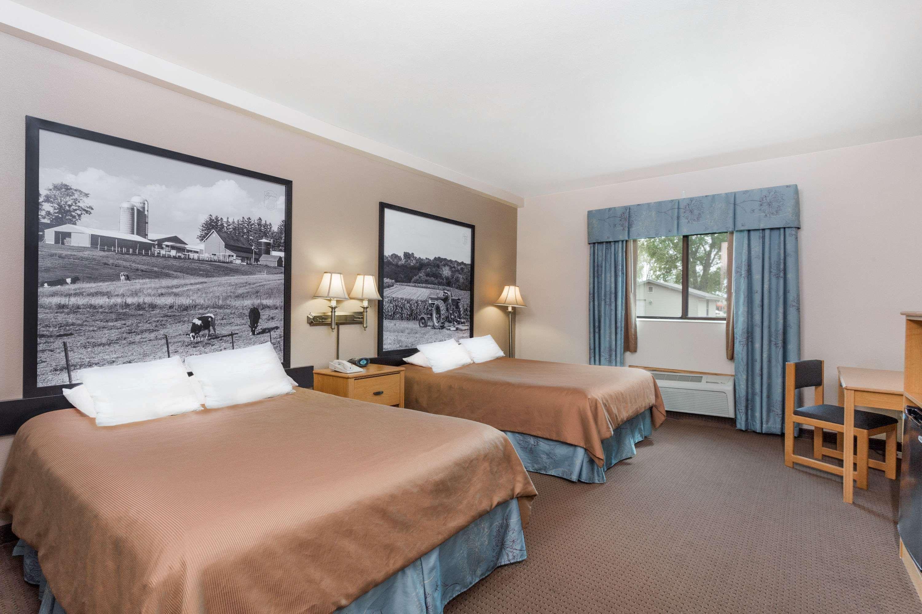 Super 8 By Wyndham Monroe Wi Ξενοδοχείο Εξωτερικό φωτογραφία